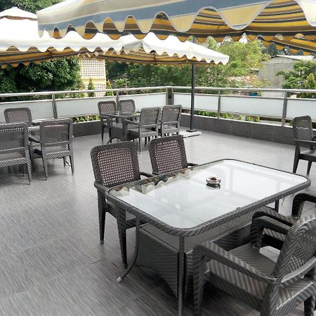 Hotel Amaritsah Μπραζαβίλ Εξωτερικό φωτογραφία
