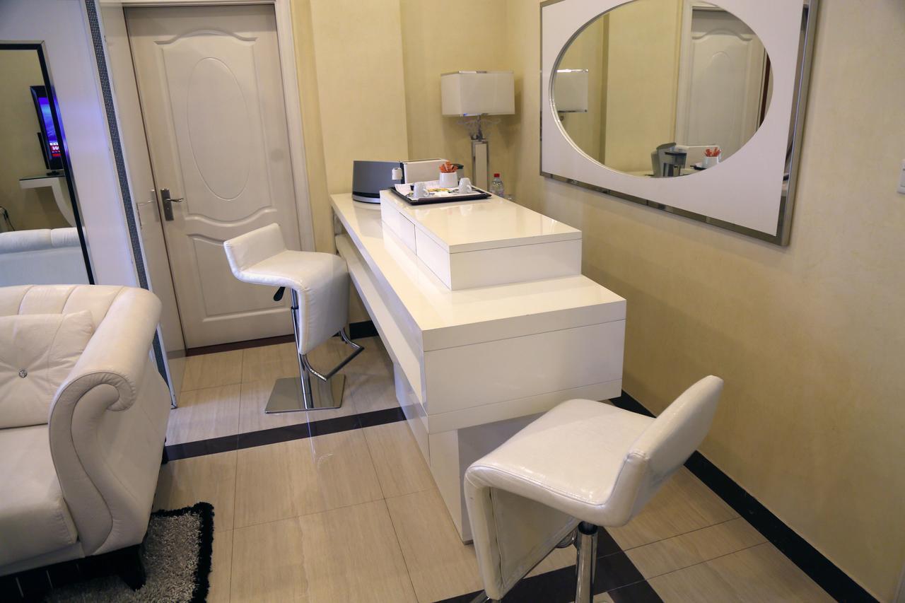 Hotel Amaritsah Μπραζαβίλ Εξωτερικό φωτογραφία