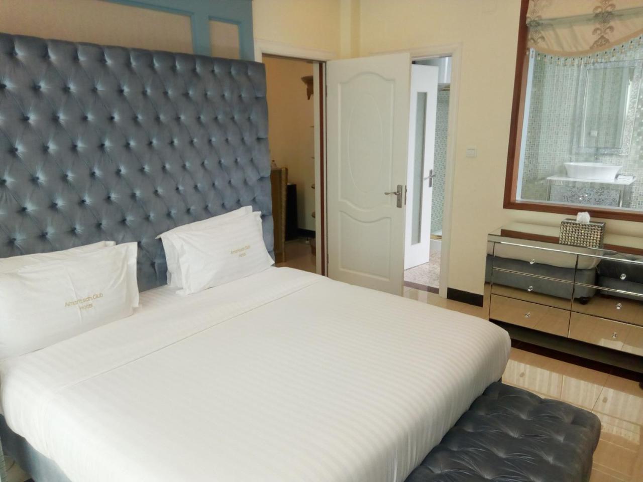 Hotel Amaritsah Μπραζαβίλ Εξωτερικό φωτογραφία