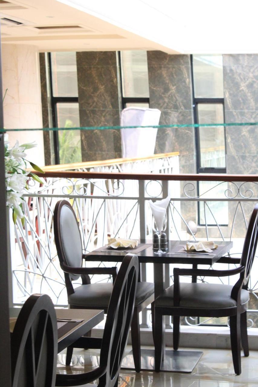 Hotel Amaritsah Μπραζαβίλ Εξωτερικό φωτογραφία
